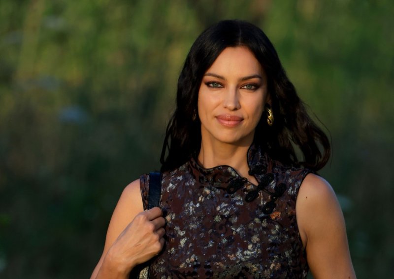 Irina Shayk ponovno pomaknula granice: Fotografijom iz kade očarala milijune pratitelja