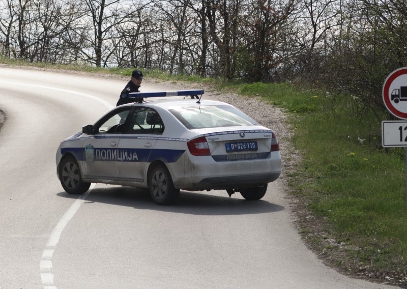 Užas u Leskovcu: Muškarac oteo djevojčicu nakon izlaska iz trgovine, dijete uspjelo pobjeći