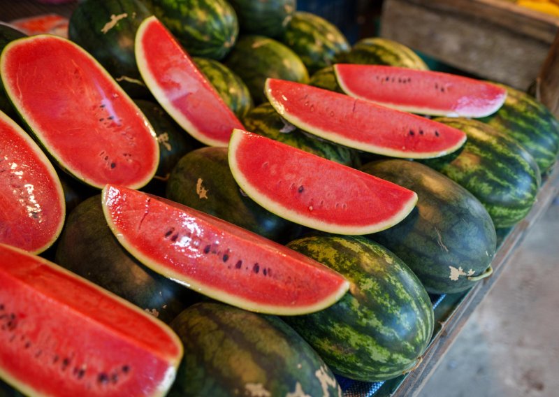 Nutricionist upozorava: Ovakvu lubenicu nikada ne biste trebali kupovati