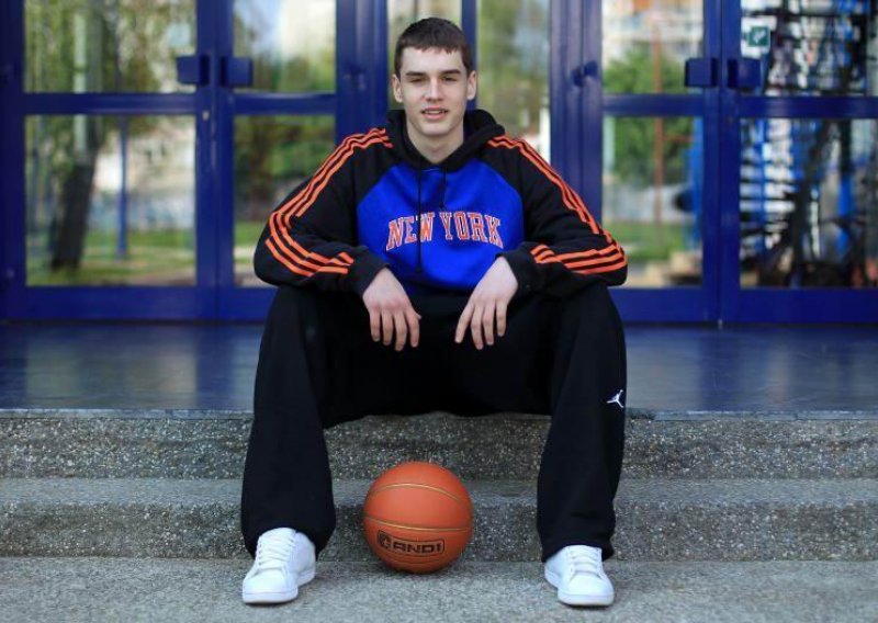 Barcelona 'krade' Hezonju, a Real želi Arapovića