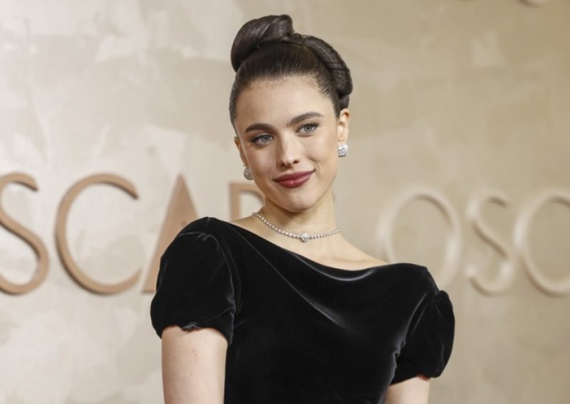 Posvetila se poslu: Margaret Qualley snimljena prvi put u javnosti nakon vijesti o rastavi