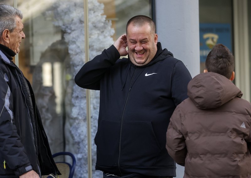 Nakon gubitka oca i majke ponovno ima razloga za osmijeh: Sin Halida Bešlića podijelio lijepe vijesti