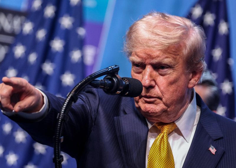 Egzodus iz Trumpove administracije: U 18 mjeseci otišao rekordan broj dužnosnika