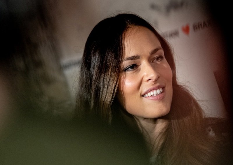 Ana Ivanović nakon razvoda sve češće privlači poglede objavama na kojima se vidi da kako uživa