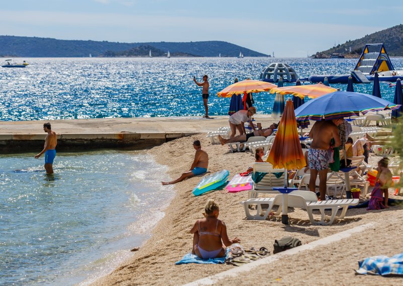 FT: Sve više turista bježi od ljetnih vrućina na sjever Europe. Je li to upozorenje za Hrvatsku?