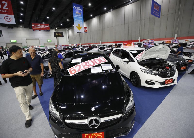 Novi automobili mogli bi dodatno poskupjeti: Razlog je nešto što milijuni koriste svaki dan