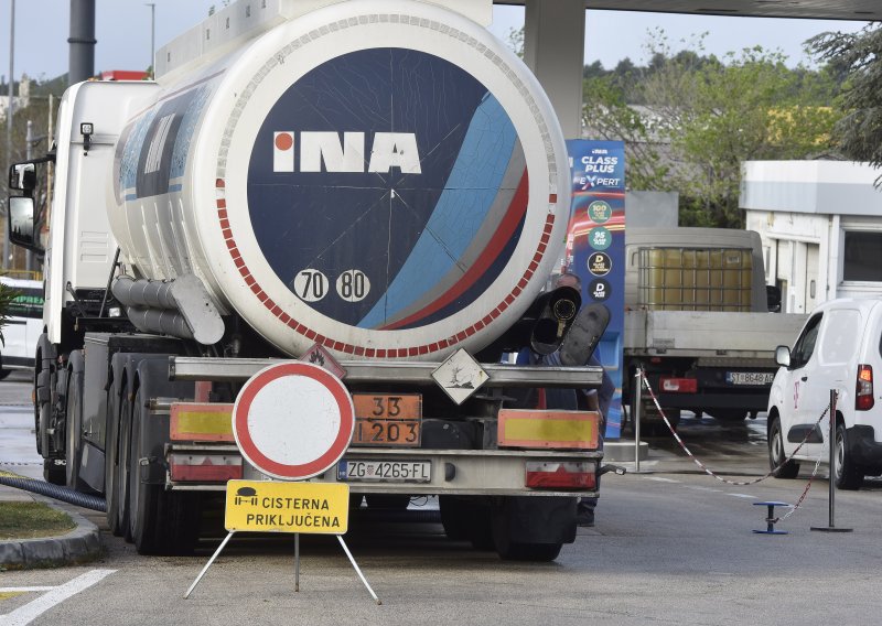 Ina se oglasila o ograničenju točenja goriva