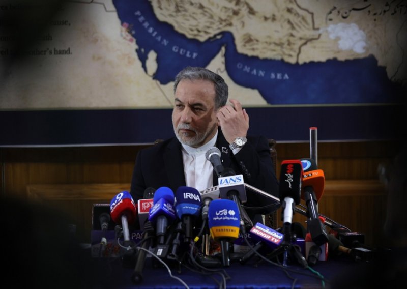Iran se obrušio na američku aroganciju: 'Ne popuštamo prijetnjama'