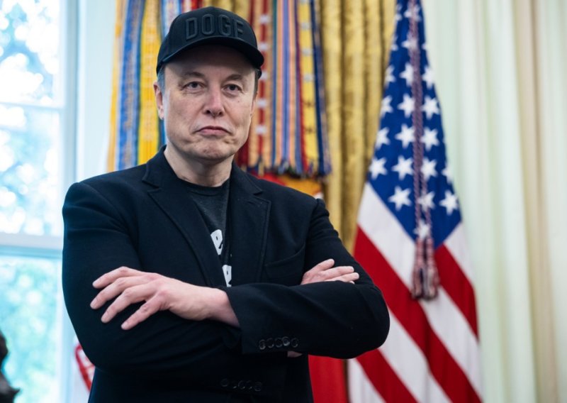 Musk priznao da se 'zanio' politikom, ali i da će AI nadmašiti ljude za samo pet godina