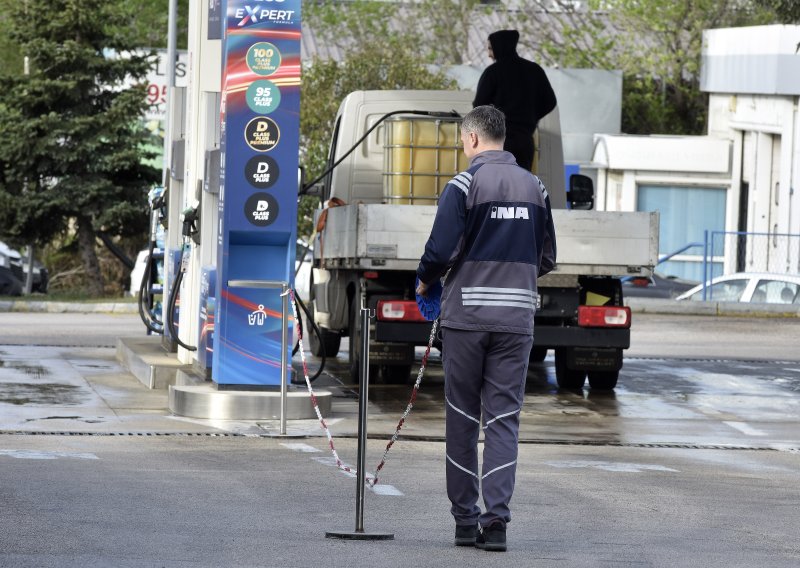 Analitičar o cijenama goriva: Vlada ima prostora