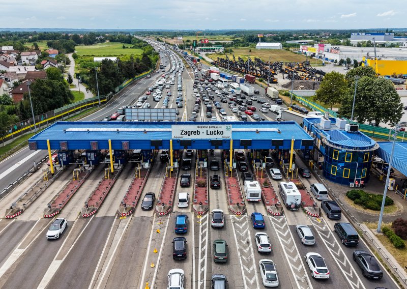 Krećete na put? Evo kakvo je stanje na cestama i gdje se stvaraju kilometarske kolone