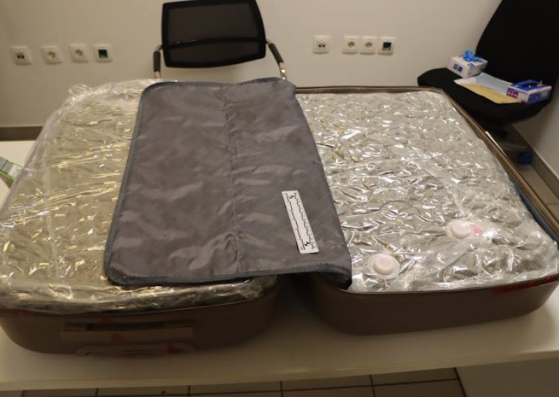 Pritvorena Španjolka koja je na aerodromu u Zagrebu uhićena s 15 kilograma marihuane