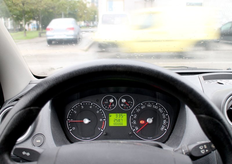 Nova prijevara s rabljenim automobilima i kilometražom: Mehaničari ostali šokirani
