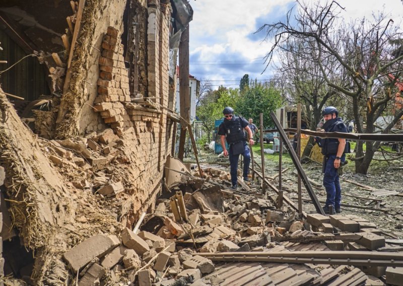 Kijev ponovno pod projektilima: U napadima diljem zemlje poginulo najmanje dvoje