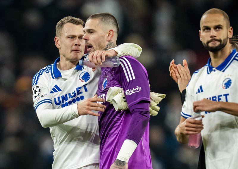 Navijači brutalno prozvali Vatrenog nakon greške: 'Najgori kojeg sam gledao, skupi promašaj'