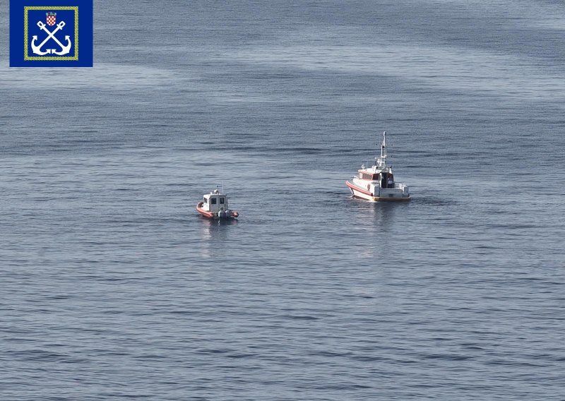 Potraga za nestalim skiperom nastavlja se ujutro: 'Nesretan splet okolnosti'