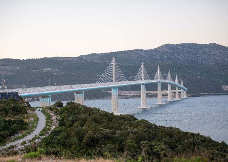 Pelješki most mora u obnovu, Bačić komentirao konstrukciju i sigurnost