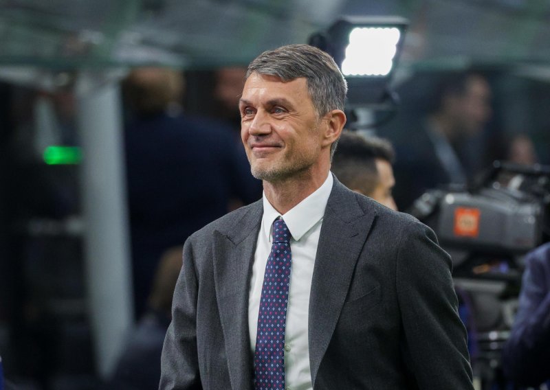Šok u Italiji: Paolo Maldini napustio reprezentaciju nakon 10 dana