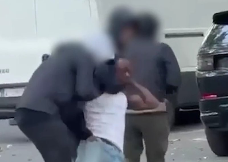 Brutalna pljačka poznatog nogometaša usred bijela dana; petorica ga izvukla iz automobila