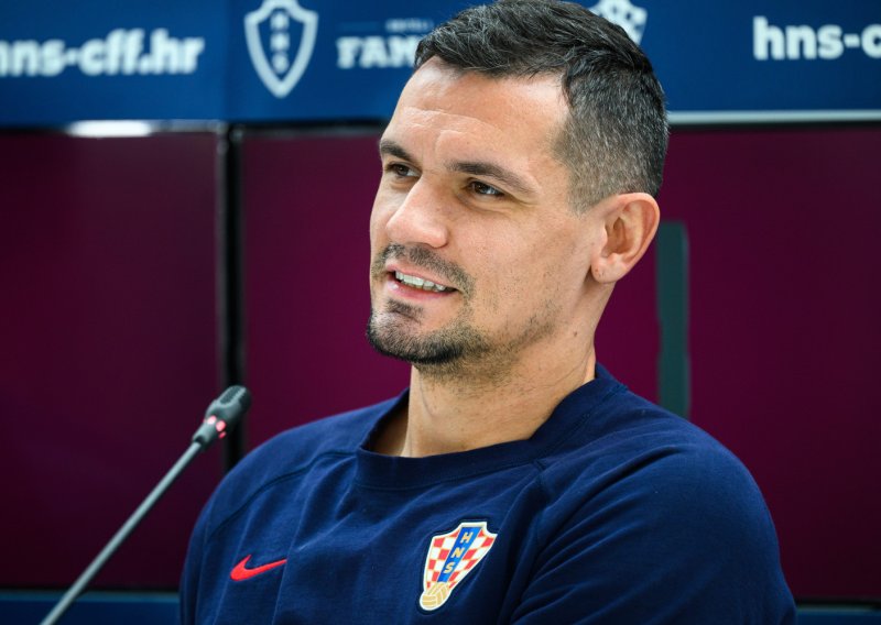 Dejan Lovren oštro osudio vandalizam u Međugorju: 'Kukavice su napale Gospin kip'