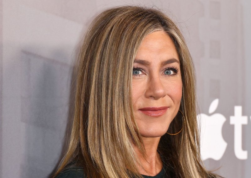 Jennifer Aniston navodno želi treći brak: Vjeruje da je Jim Curtis njezina srodna duša