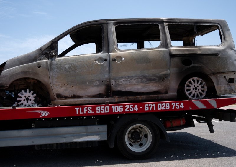 Auto vam se zapalio? Nikako ne radite ovu pogrešku - može izazvati katastrofu