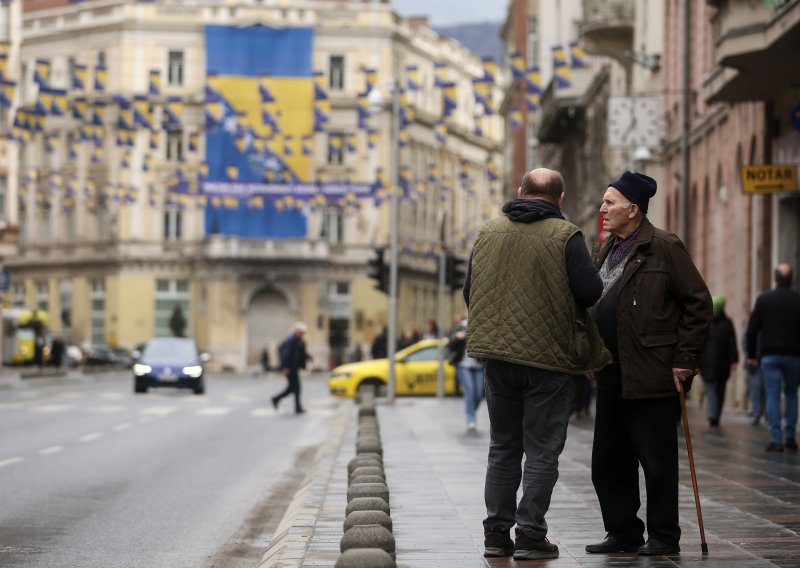 Dižu se mirovine u susjedstvu: Isplata odmah, usklađenje se utvrđuje kasnije