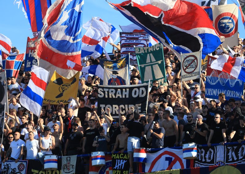 Torcida proglasila potpuni bojkot i brutalno napala Varaždin: 'Stvoreni ste na grobu pravog Varteksa'
