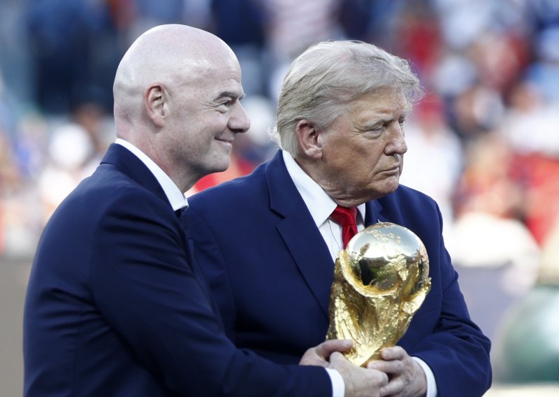 Europska unija oštro odgovorila FIFA-i: 'Rasprodaja nogometa postala je razorna'