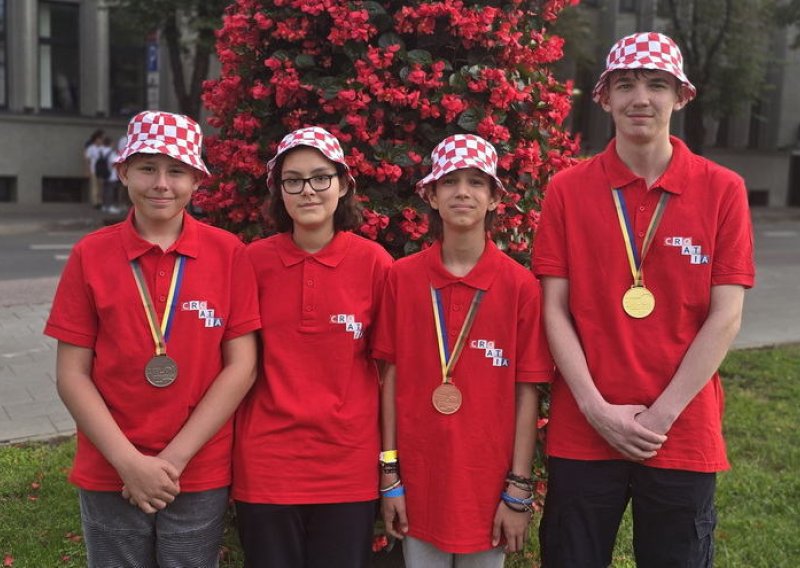Hrvatski juniori briljirali na europskoj informatičkoj olimpijadi: Vraćaju se s tri medalje