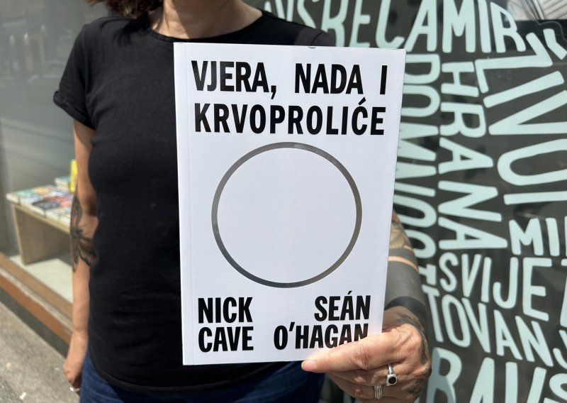 Ususret koncertima Nicka Cavea u Puli osvojite knjigu Vjera, nada i krvoproliće
