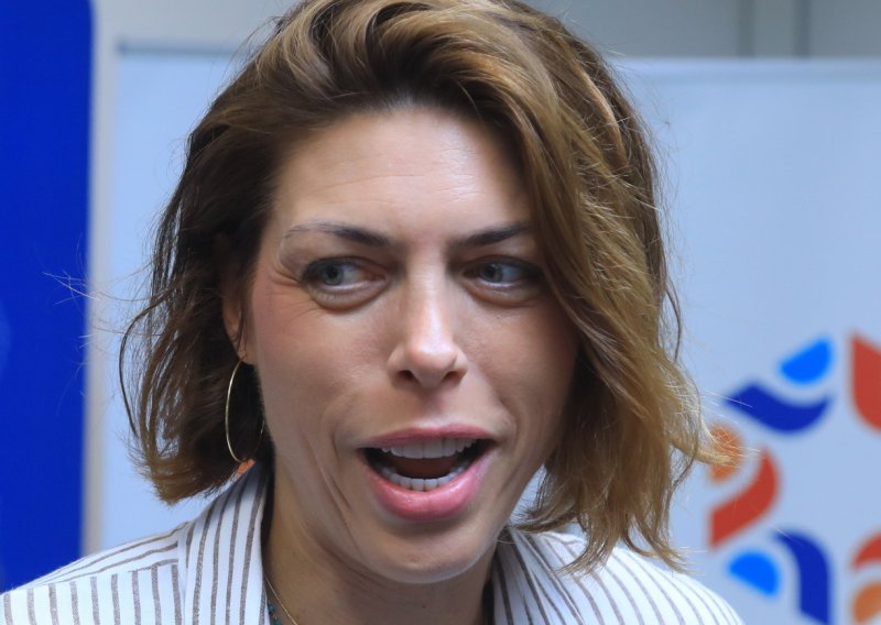'Tko se nije skrivao po kući, ne zna što je roditeljstvo!': Blanka Vlašić objavila urnebesni video