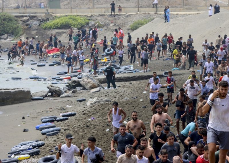 Migrantska kriza izazvala političku buru: Italija traži suspenziju Španjolske iz Schengena