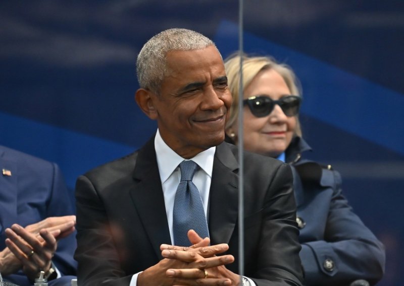 Objavljena poznata ljetna lista: Barack Obama preporučuje 11 knjiga koje ne smijete propustiti ove sezone