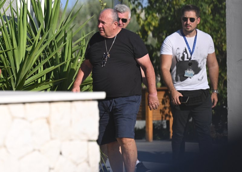 Kerum se povlači iz politike, poznat nasljednik stranke, ali tu je jedna caka