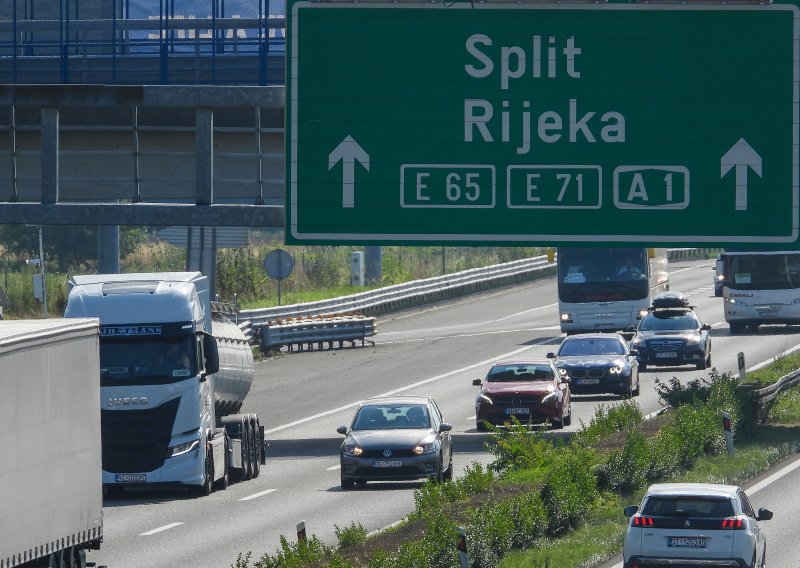 Bugarin kamion na A1 vozio u suprotnom smjeru, skrivio nesreću i nastavio vožnju