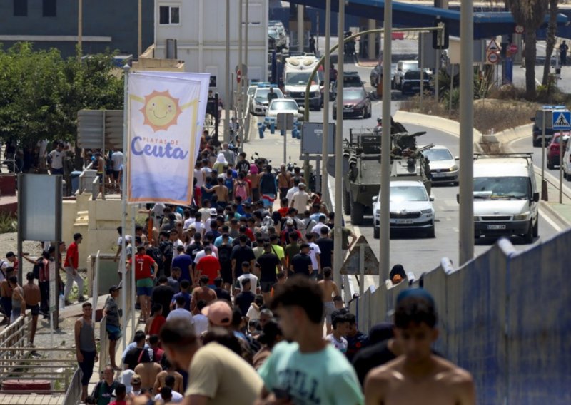Kriza u Ceuti: Gotovo svi migranti napustili grad, europski dužnosnici raspravljaju što dalje