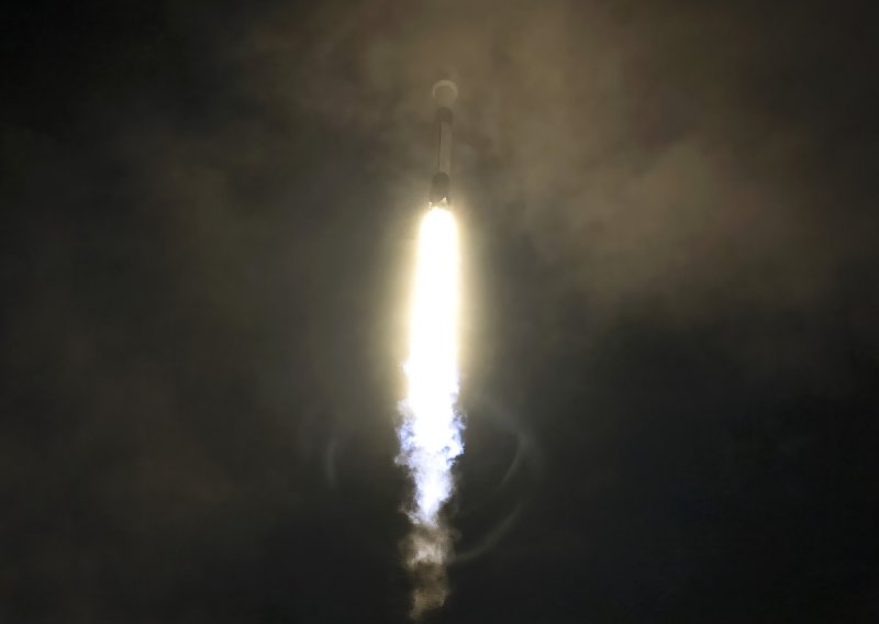 Nekontrolirano juri: Odbačeni dio SpaceX-ove rakete zabit će se u Mjesec