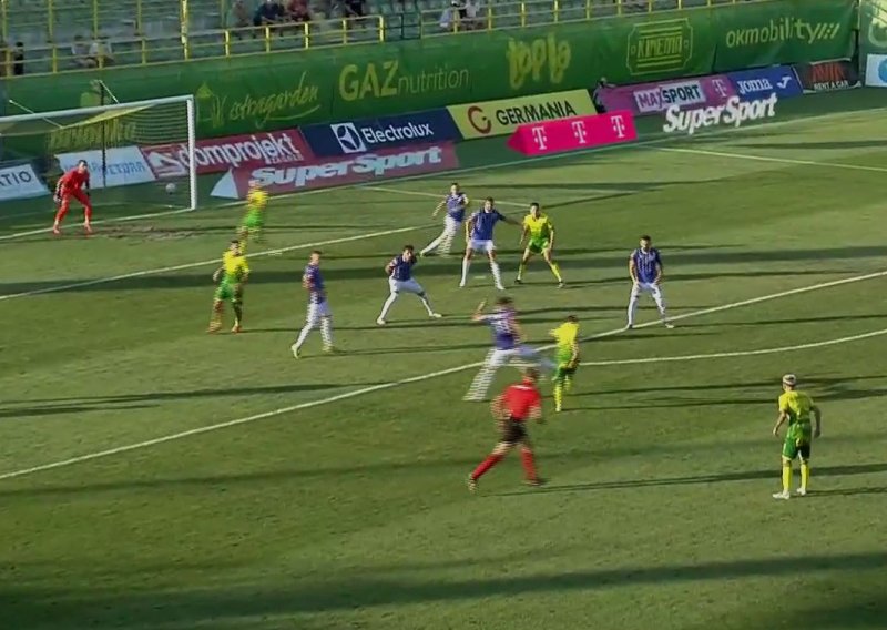 Istra preokrenula golčinom 17-godišnjaka, ali je reagirao VAR: Pogledajte spornu situaciju