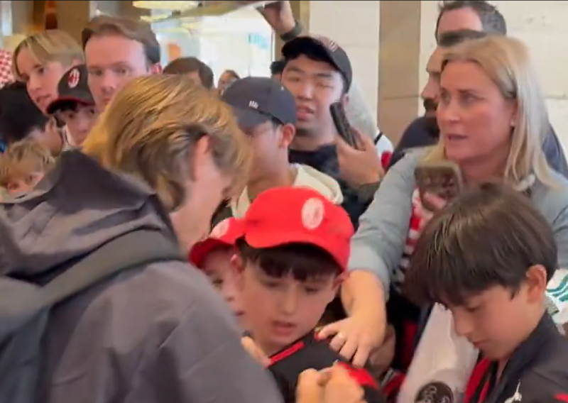 Modrić izazvao ludnicu u Australiji: Stotine navijača čekale su ga pred hotelom
