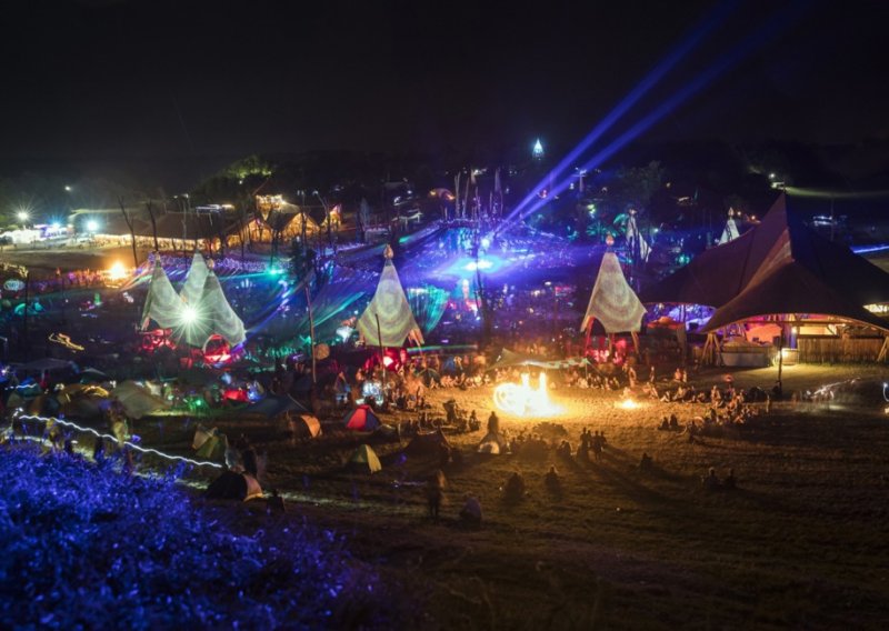 Tragedija na festivalu Ozora: Nakon smrti dvoje posjetitelja otkazani svi koncerti