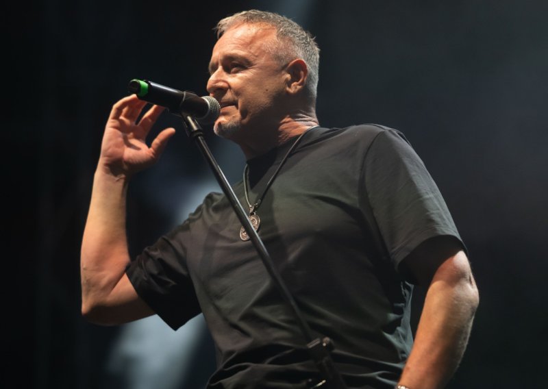 Poznato kojom će pjesmom Thompson otvoriti sutrašnji koncert na Šubićevcu