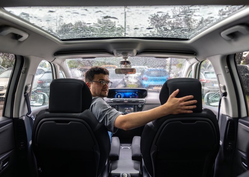 Gašenje starih mobilnih mreža donosi neočekivan problem za milijune automobila u Europi