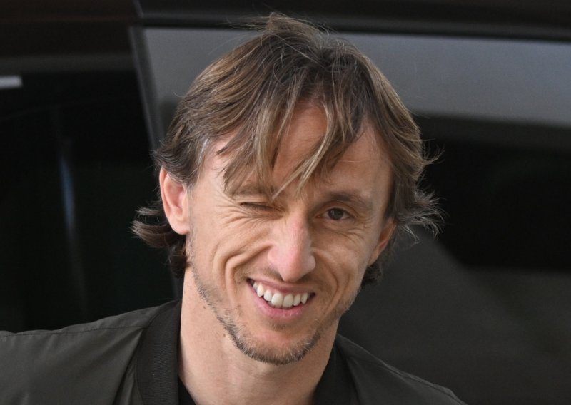 Luka Modrić skočio u more usred Zadra, kupači u šoku kad su shvatili tko je pokraj njih