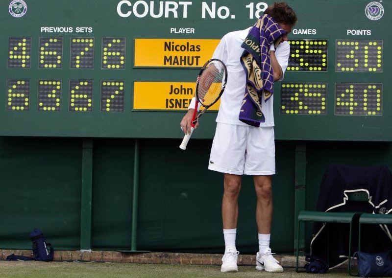 Izostala repriza maratona: Isner 'lako' s Mahutom