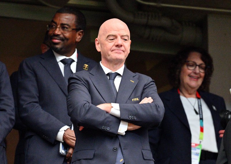 Novi skandal FIFA-e, predsjednik saveza otkrio da im je Infantino odbijao pomoći dok mu ne pruže potporu