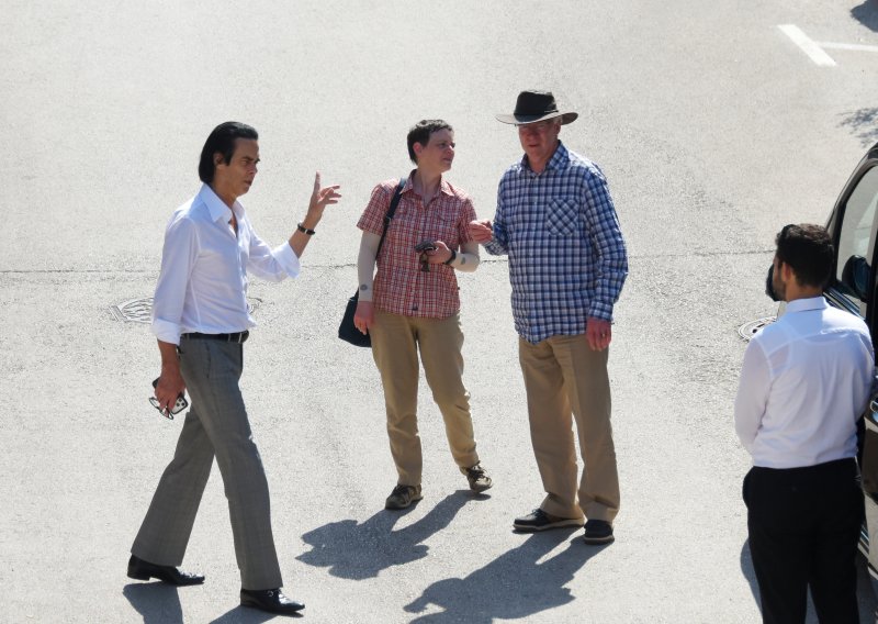 Nick Cave nakon spektakla u Areni uživa u Puli: S bratom otišao na ručak