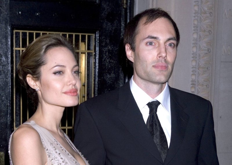 Brat Angeline Jolie javno priznao da je gej i progovorio o traumama iz djetinjstva