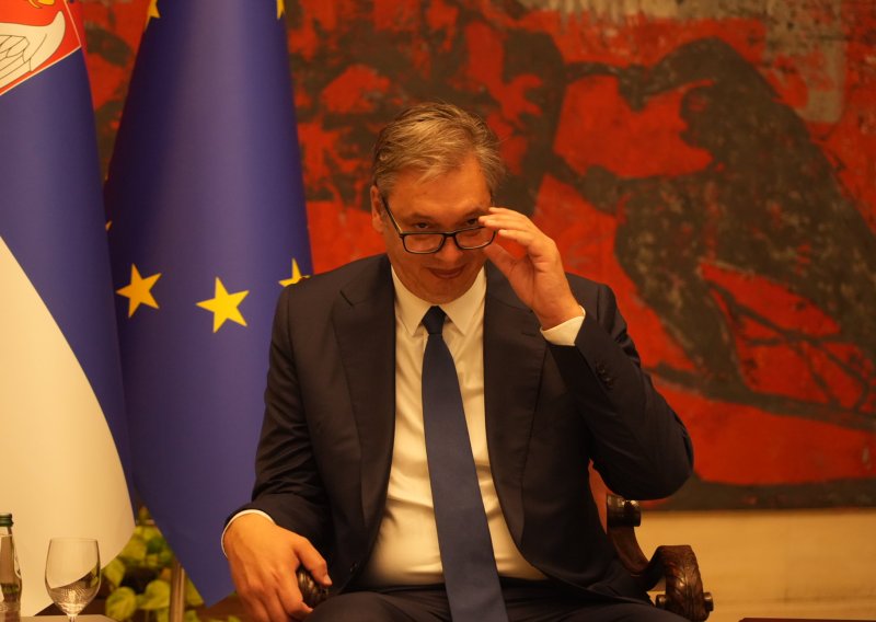 Vučić: 'Svijet se nalazi na rubu mnogo, mnogo većeg rata'