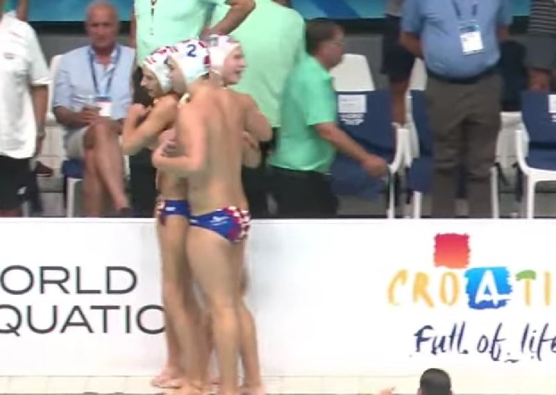 Hrvatska u Zagrebu nakon drame svladala Srbiju za finale Svjetskog prvenstva